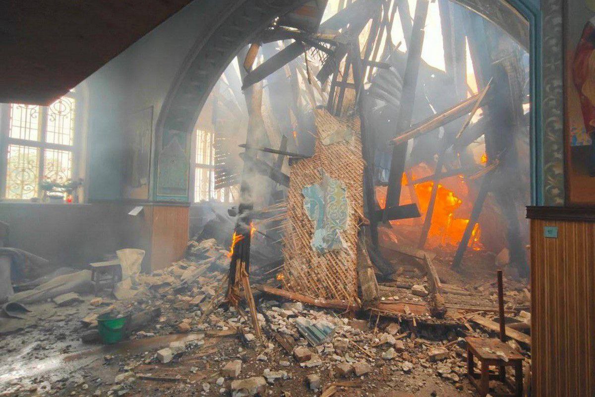 Зруйнована церква