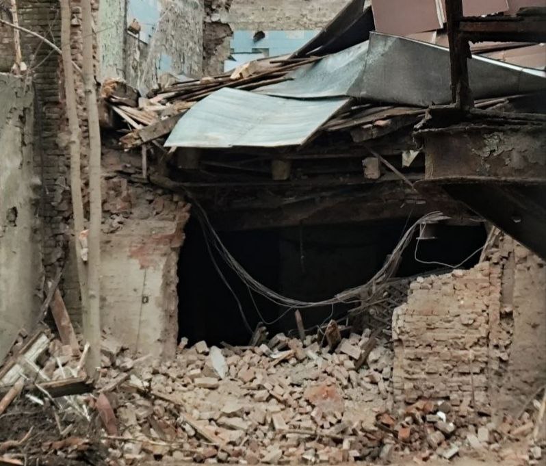 разрушено историческое здание