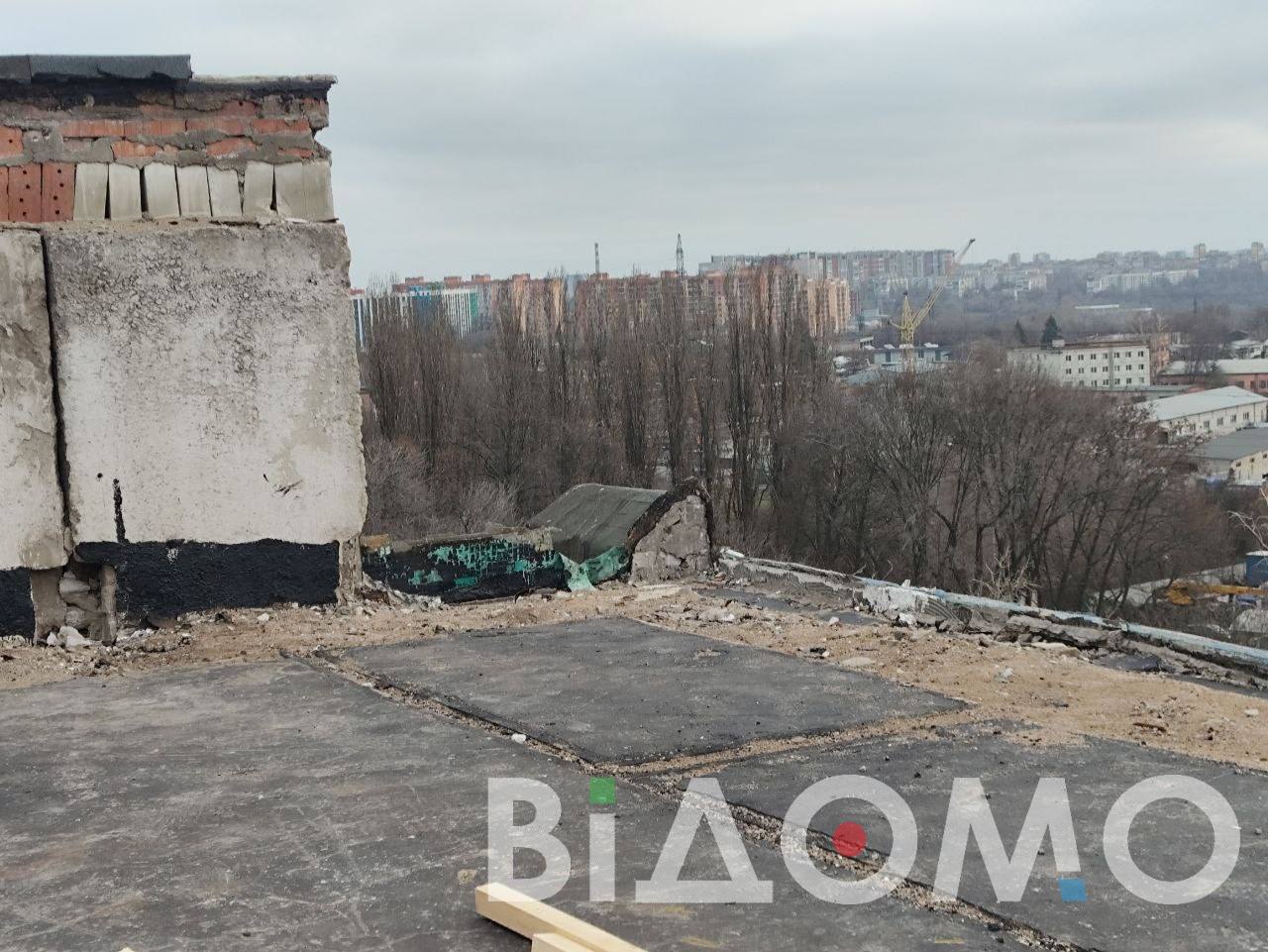 пошкоджений будинок