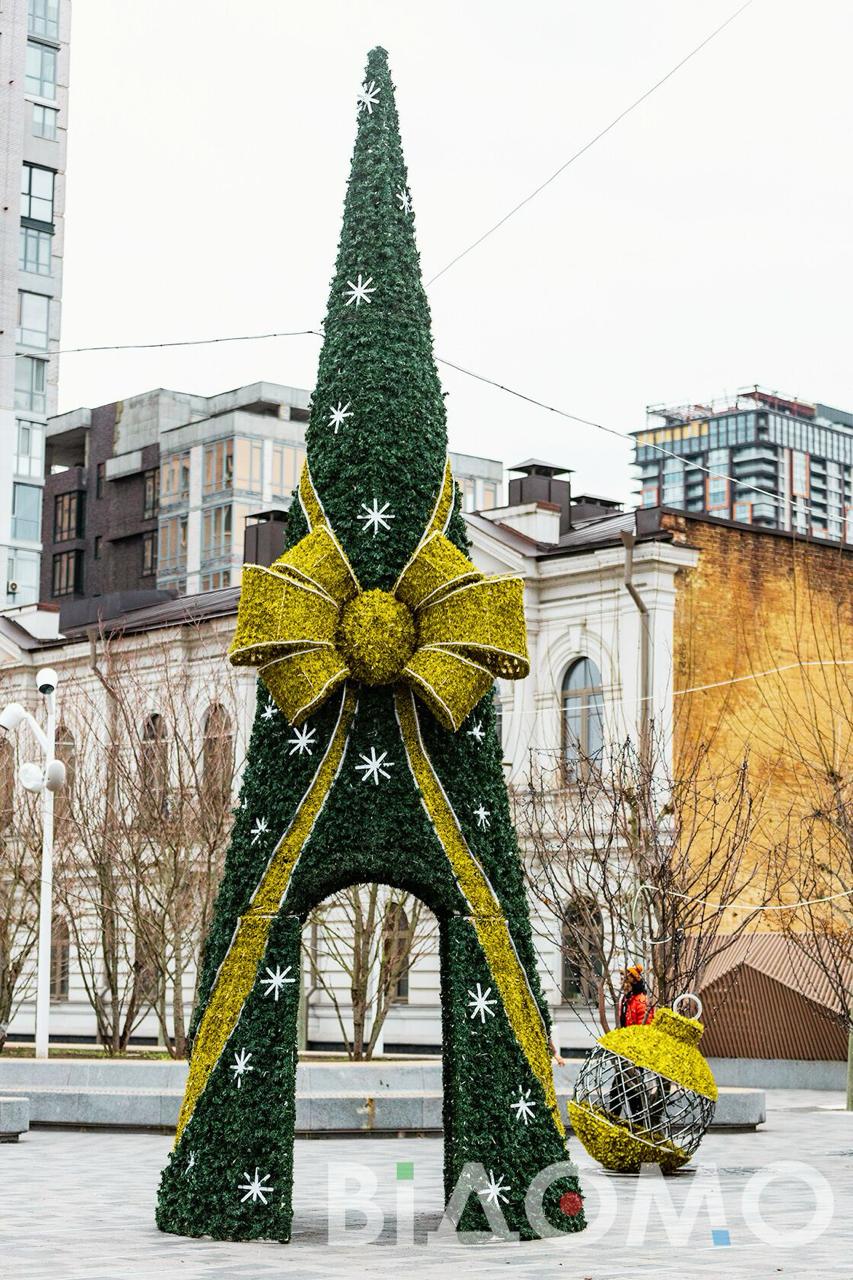 Успенская площадь в Днепре