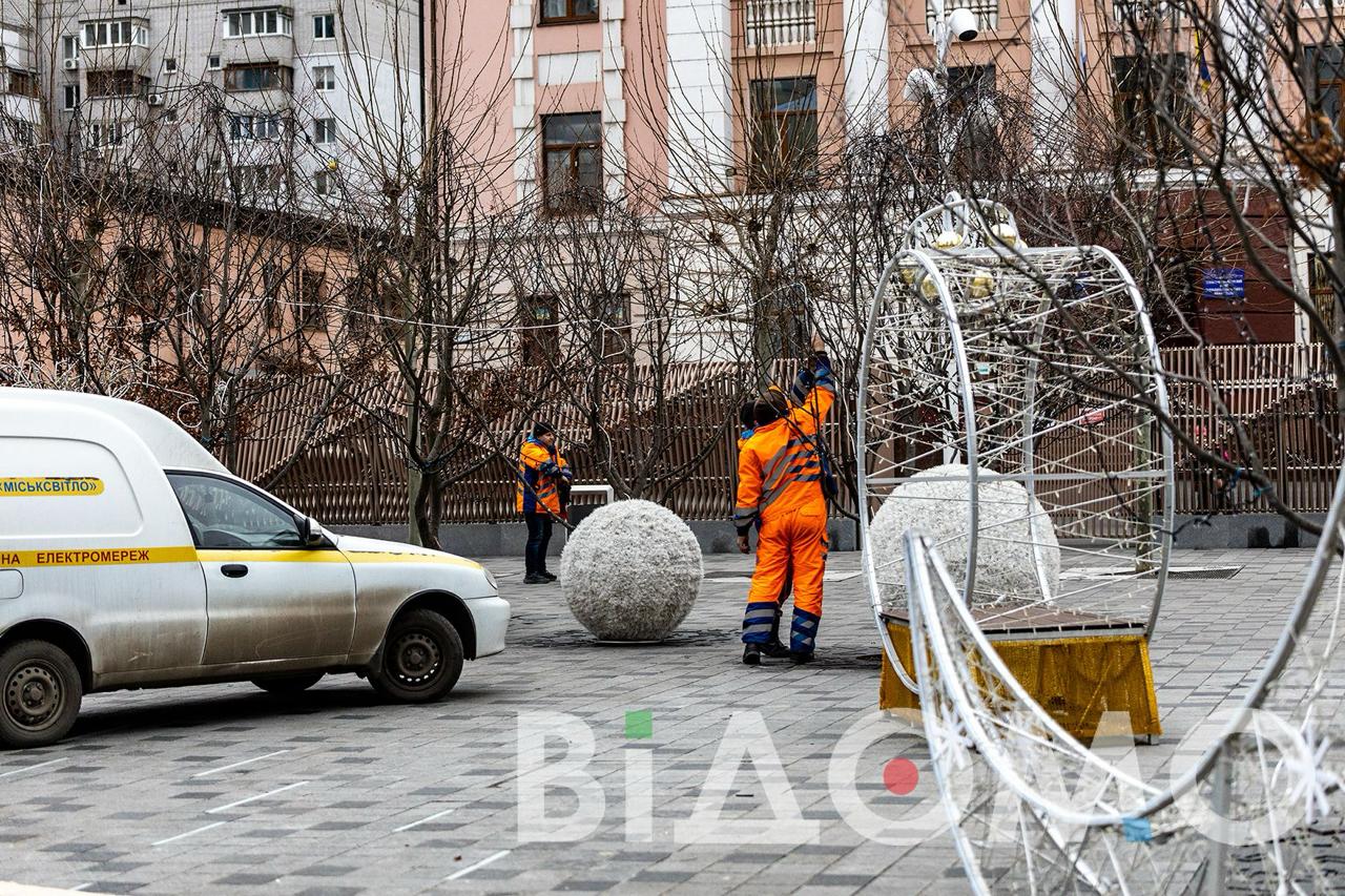 Успенская площадь в Днепре