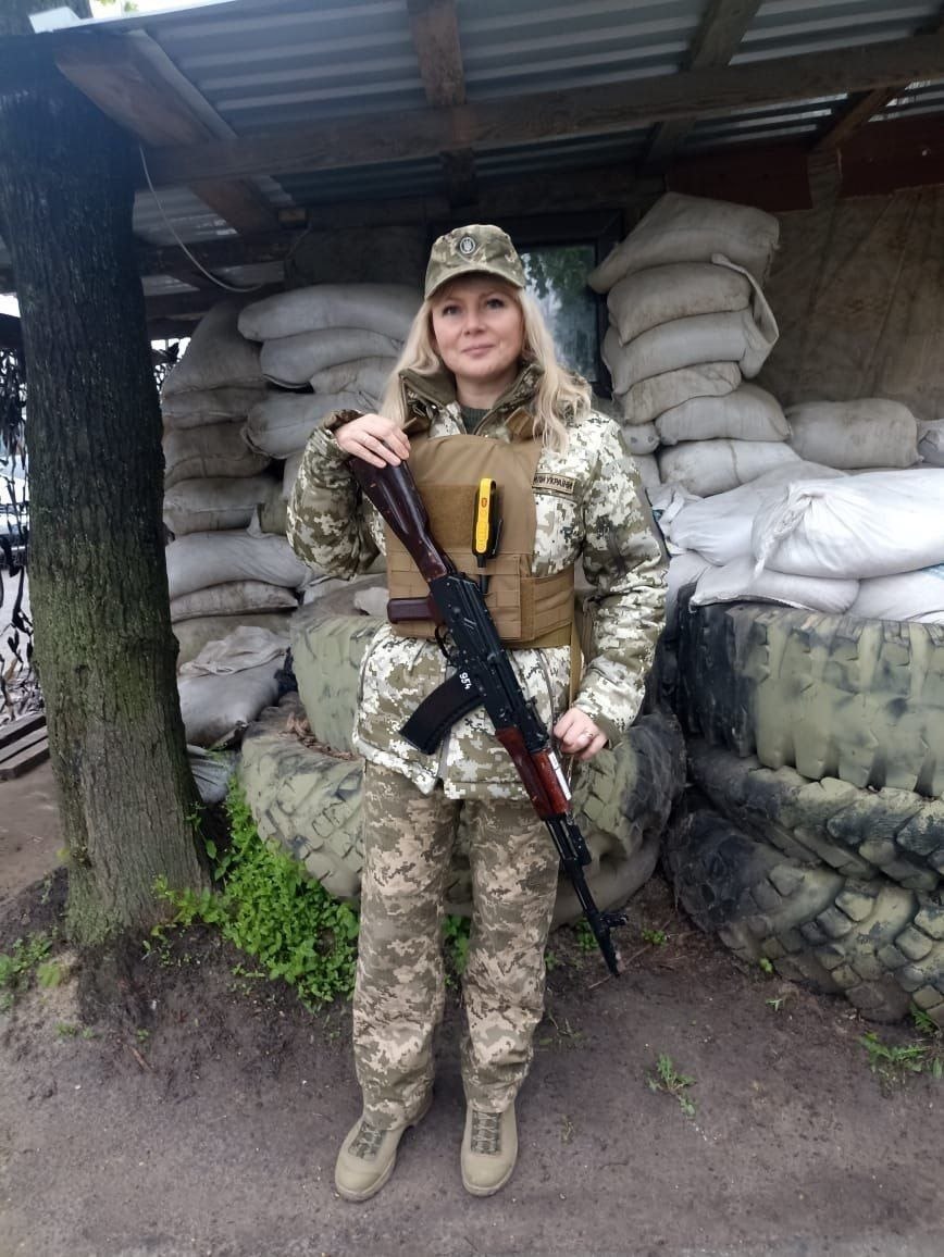 д