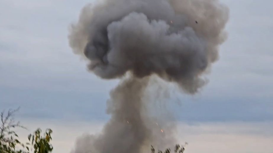 Десятки "Шахедов" атаковали Васильковку на Днепропетровщине (ВИДЕО)