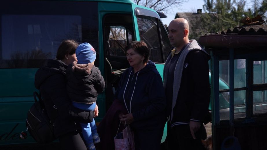 На Днепропетровщине объявлена новая волна эвакуации: в списке 22 населенных пункта