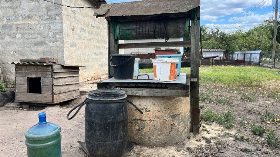 Під Вільногірськом пробурили свердловину для води і заткнули ганчіркою (ВІДЕО)