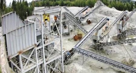 Компаниям подсанкционного олигарха с Днепра возобновили разрешения на использование недр