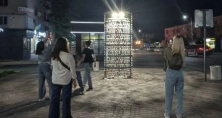 Не прошла испытание дождем: в Самаре патриотическая инсталляция покрылась ржавчиной после первого ливня (ФОТО)