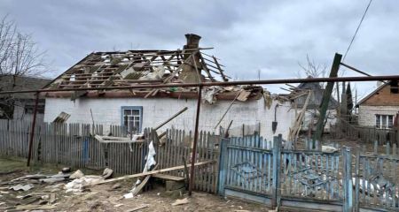 В течение дня 12 февраля россияне 60 раз атаковали Днепропетровщину: пострадал пенсионер