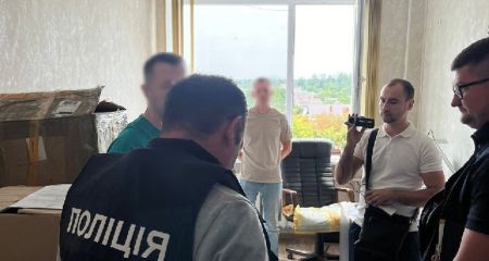 На Дніпропетровщині лікар-травматолог за 30 тис грн обіцяв допомогти отримати інвалідність військовозобов’язаному