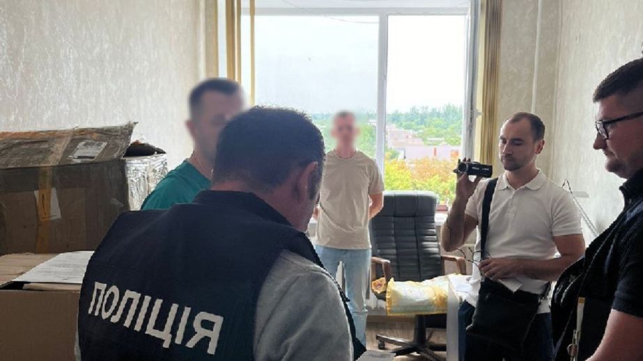 В Днепропетровской области врач-травматолог за 30 тыс грн обещал помочь получить инвалидность военнообязанному