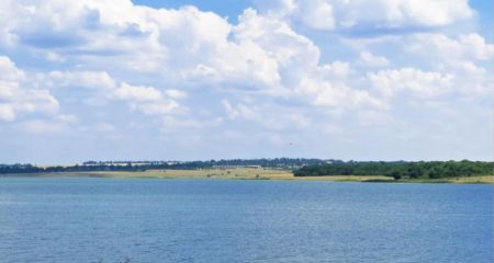 На Дніпропетровщині зникає величезне водосховище