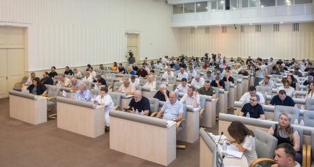 Депутаты Днепропетровского облсовета распределили более 1,5 млрд грн: на что пойдут средства