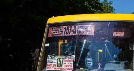 У Дніпрі скаржаться на водія маршрутки, який влаштовує перегони з колегами