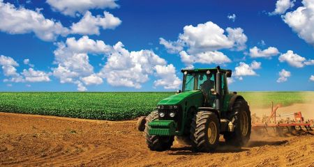 Уряд спростив для водіїв категорій С і D доступ до роботи на сільгосптехніці: дефіцит кадрів