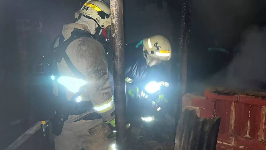 В Каменском районе во время пожара в доме сгорели трое людей