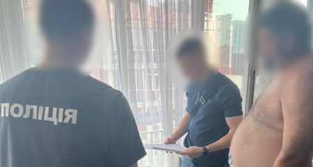 На Днепропетровщине чиновница с сообщником присвоили 7 миллионов гривен на ремонтах школьных укрытий (ФОТО)