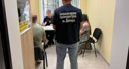 В Днепре чиновницу горсовета будут судить за халатность из-за завышения цен на свет для школ и садов