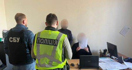 У Кам'янському чиновників підозрюють у привласненні 1,3 млн гривень на закупівлі електроенергії