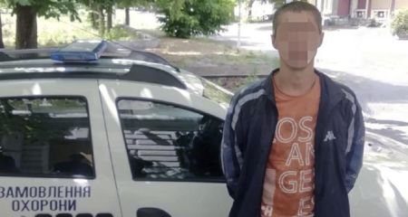 Крал металл при обстреле: в Никополе "на горячем" задержали мародера