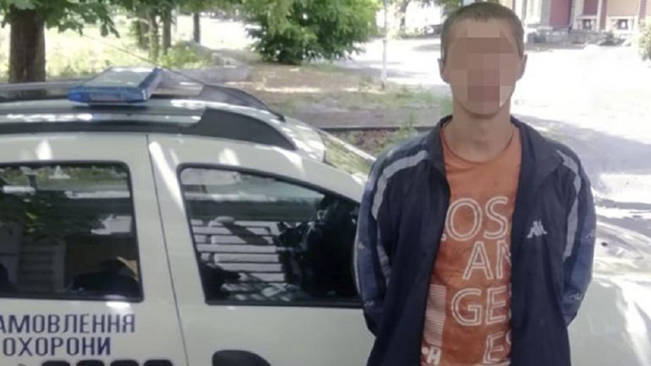 Крал металл при обстреле: в Никополе "на горячем" задержали мародера
