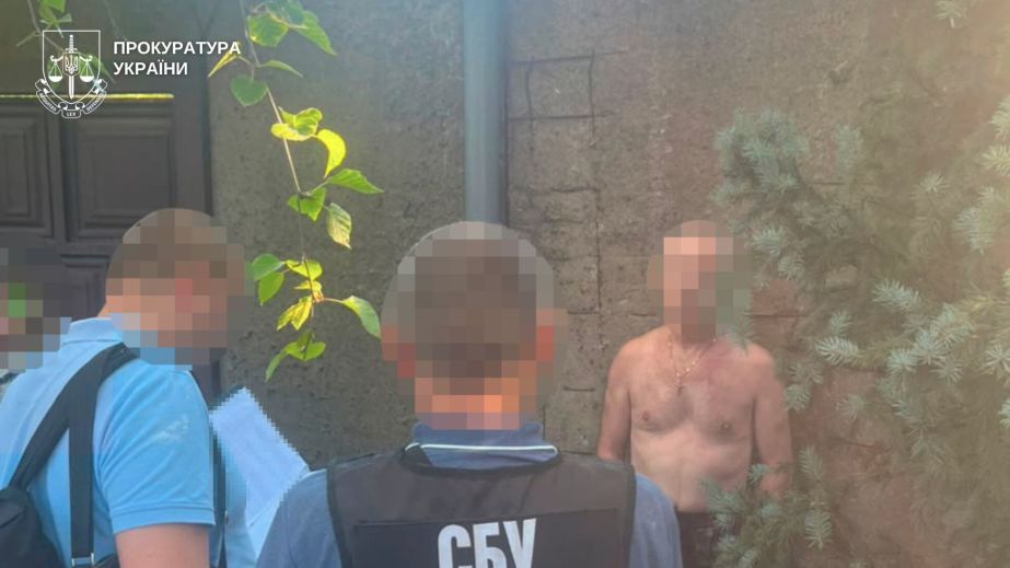 У Кам'янському затримали лікаря за фінансування армії РФ через власну клініку в окупованому Криму (ФОТО)