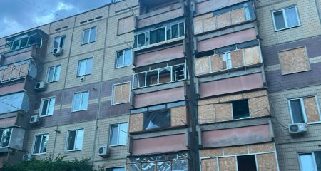 Ранен человек, повреждены дома и АЗС: россияне за сутки почти 20 раз атаковали Днепропетровщину (ФОТО)