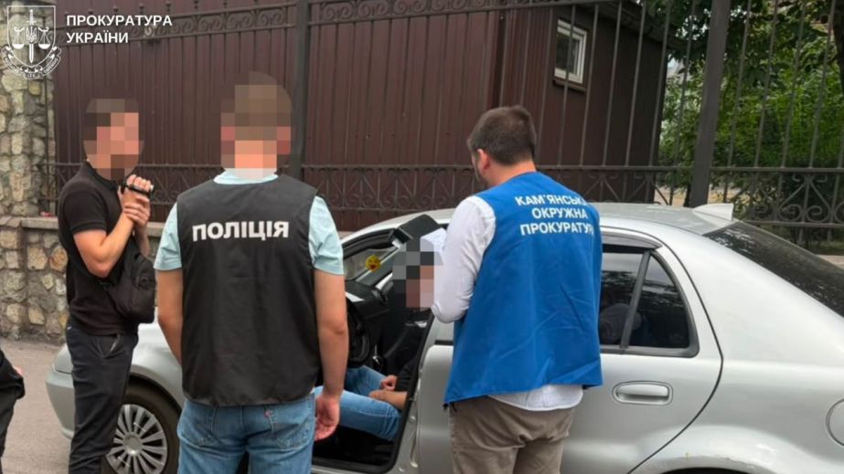Обещал фиктивную инвалидность за $2000: в Каменском будут судить семейного врача