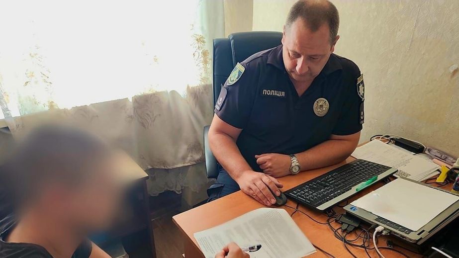 В Желтых Водах двое мужчин на заказ подожгли здание горсовета