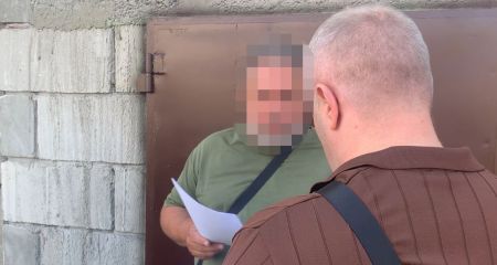 Предоставили фиктивные справки о тяжелых болезнях родственников: на Днепропетровщине разоблачили двух военных (ФОТО)