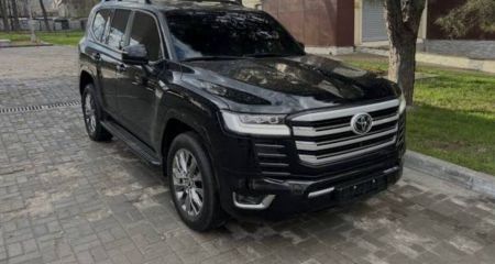 На Дніпропетровщині чиновник забув задекларувати автомобіль дружини за 3,3 мільйони гривень (ФОТО)