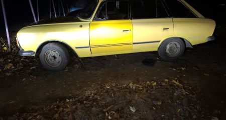 В Днепре пьяный подросток ночью пытался угнать автомобиль из чужого двора