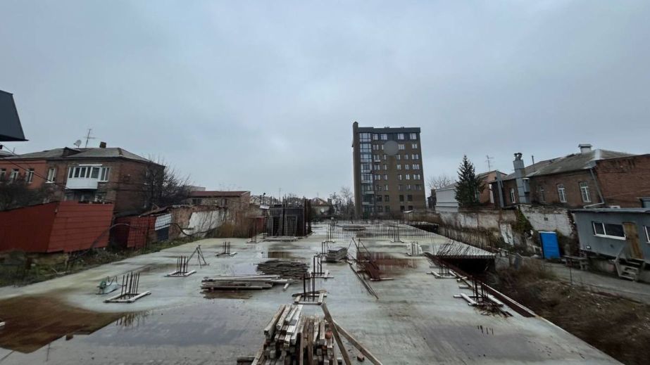 В Днепре остановили незаконное строительство ЖК в историческом центре города (ФОТО)