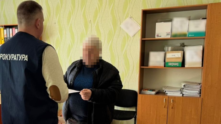 Майже 2 млн гривень збитків на ремонті доріг: чиновник з Дніпропетровщини постане перед судом