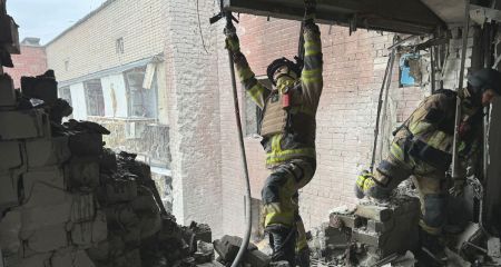 Вже троє дітей: у Дніпрі знову зросла кількість постраждалих внаслідок ранкового "шахедного" удару