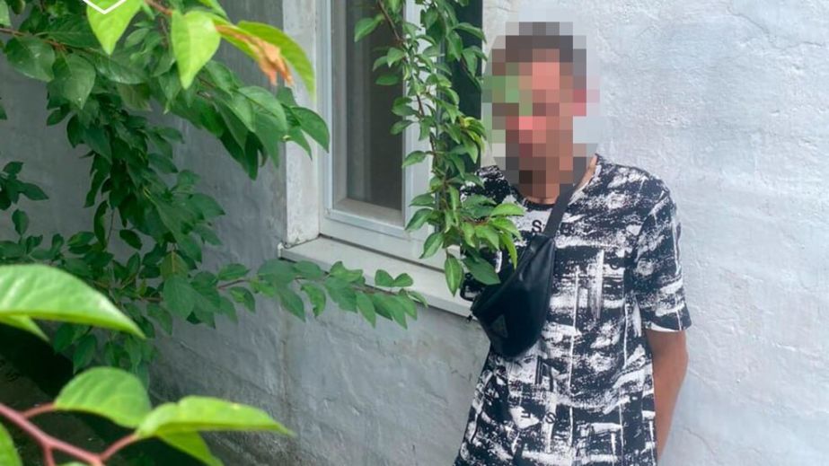 Розбив вікно та заліз до будинку: у Дніпрі затримали домушника