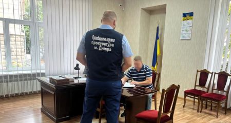 На Дніпропетровщині депутат райради організував мережу підпільних гральних автоматів (ФОТО)