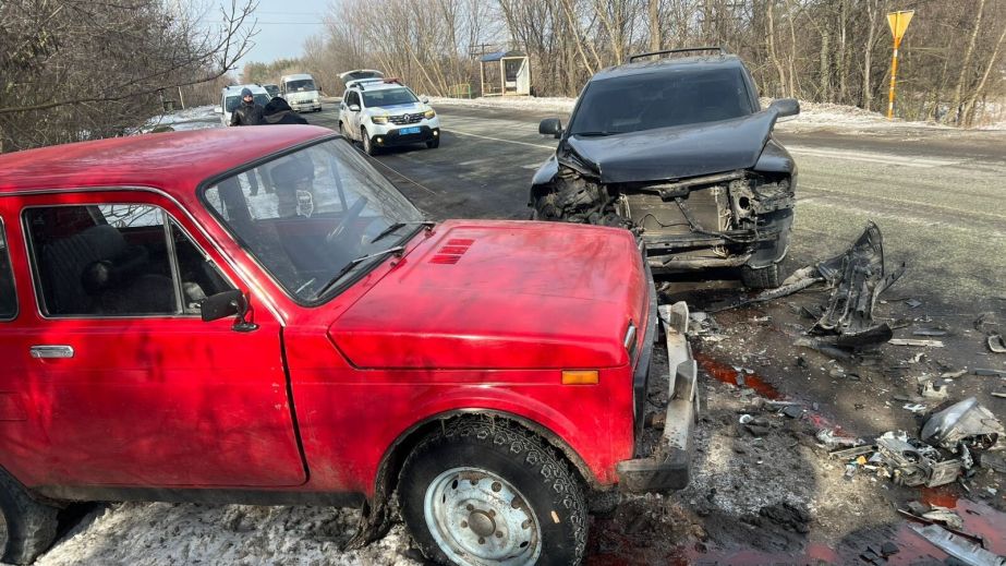 На Днепропетровщине пьяный водитель влетел в другой автомобиль: пострадал мужчина (ФОТО)