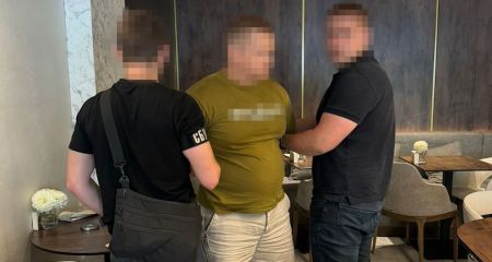 Требовали деньги и угрожали предпринимателям: СБУ задержала криминальных "авторитетов" из Днепропетровщины (ФОТО)