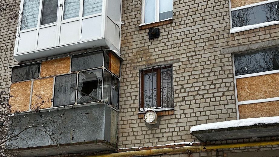 В поліції показали наслідки обстрілів Нікопольщини 16 січня, внаслідок якого загинули дві жінки (ФОТО)