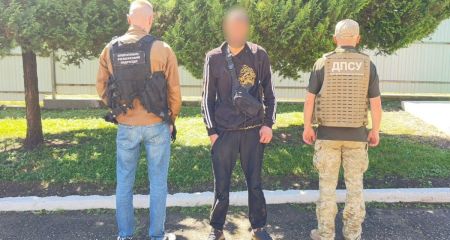 Травмувався та зголоднів: житель Дніпропетровщини заблукав біля кордону з Румунією (ВІДЕО)