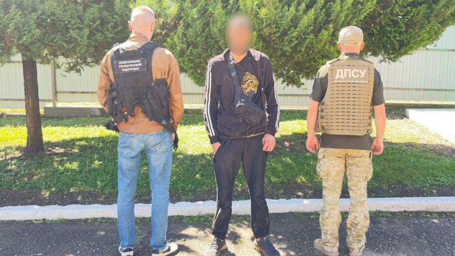 Травмировался и проголодался: житель Днепропетровщины заблудился возле границы с Румынией (ВИДЕО)