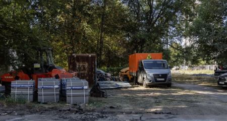В Днепре на Мозолевского и Казака Мамая ведутся ремонтные работы: что о них известно (ФОТО)
