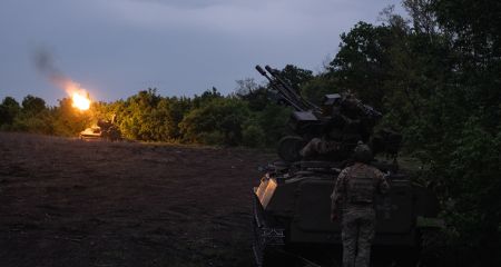 Як воїни бригади з Дніпропетровщини "Холодний Яр" збивають вночі ворожі безпілотники