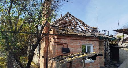 Зруйновані будинки та поранені люди: наслідки ворожих атак на Дніпропетровщину за добу (ФОТО)
