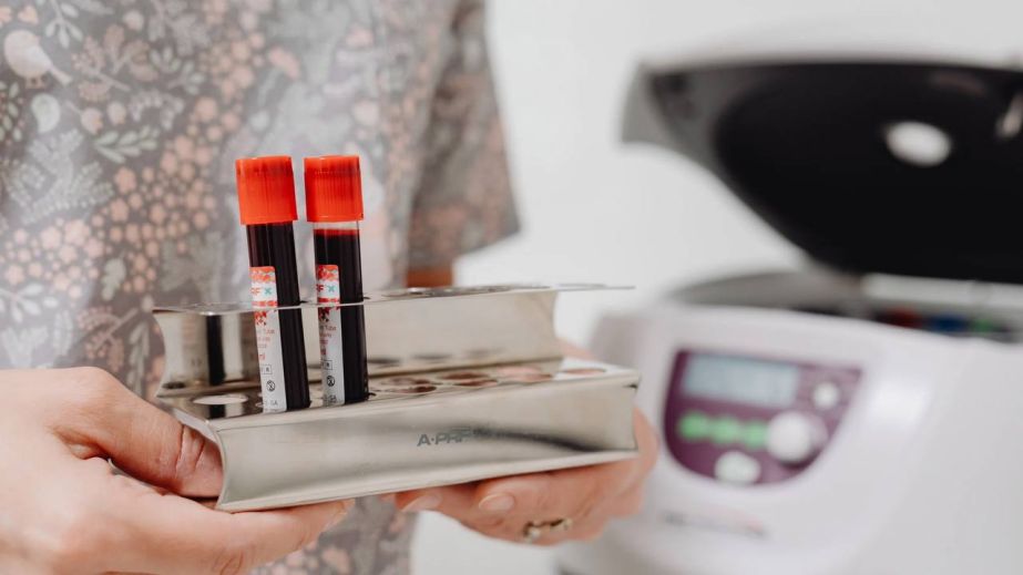 На Днепропетровщине заболеваемость COVID-19 и ОРВИ продолжает идти на спад