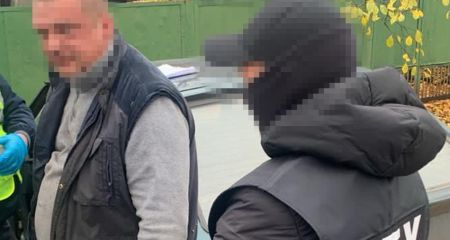 На Дніпропетровщині охоронець залізниці "штампував" вдома фальшиві меддовідки про інвалідність