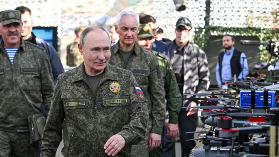 Переговоры в Майами. Зачем Путин имитировал поездку на фронт?