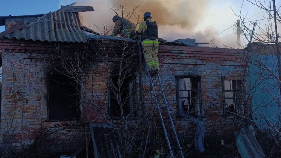 Впродовж дня 13 грудня окупанти невпинно обстрілювали Нікопольщину (ФОТО)