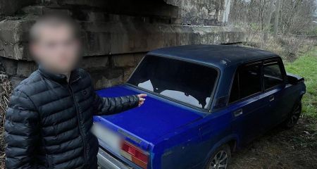 Отбуксировал под покровом ночи: в Марганце 20-летний парень угнал автомобиль экс-мужа своей матери (ФОТО)