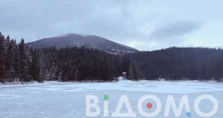 Бродил в горах пять суток, чтобы бежать за границу: обессиленного туриста из Днепра спасли в Карпатах (ФОТО)